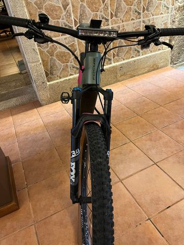 Used Focus THRON² 6.9 2020 2020 Mountainbike, Green, 29 — image 2 of 13
