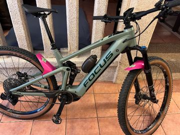 Used Focus THRON² 6.9 2020 2020 Mountainbike, Green, 29 — image 10 of 13