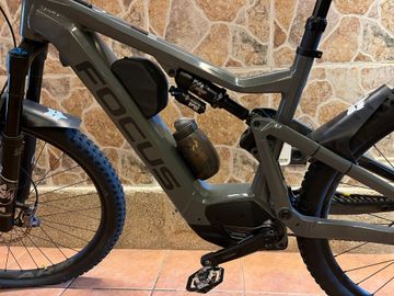 Used Focus JAM² 7.9 2022 2022 Mountainbike, Light Gray, 29 — image 3 of 13