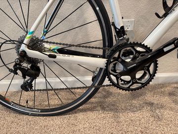 Used Trek Silque S Women's 2016 2016 Road & Gravel, White — image 3 of 5
