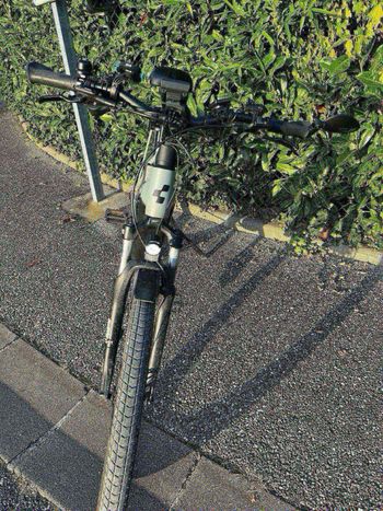Used CUBE kathmandu hybrid one 750 2023 Road & Gravel, Light Gray — image 2 of 4