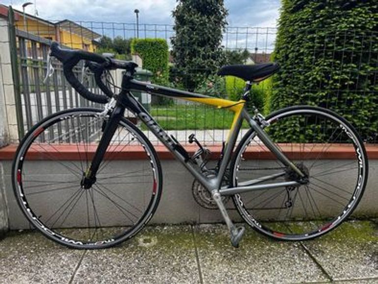 【るーた】GIANT TCR Alliance-SE 2010年限定モデル るーた】GIANT TCR Alliance-SE 2010年限定モデル るーた】GIANT