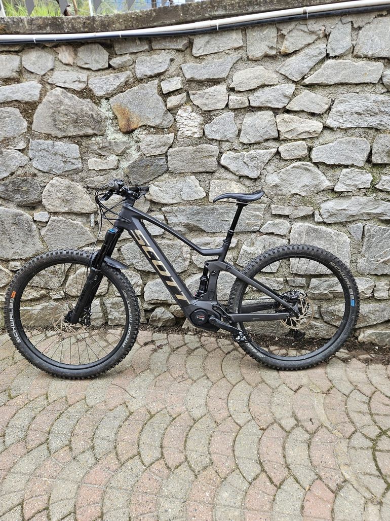 Used Scott Genius eRIDE 910 2023 2023 Mountainbike, Black, 29 — image 1 of 6