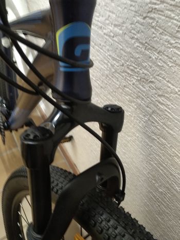 Used Gitane Kobalt 27.5 2x9 Vitesses 2022 Mountainbike — image 3 of 5