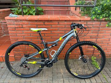 Używany Cannondale Scalpel Si 2016 2016 Mountainbike — zdjęcie 1 z 7