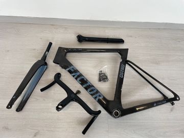 Used Factor OSTRO VAM 2022 Frameset 2022 Road & Gravel