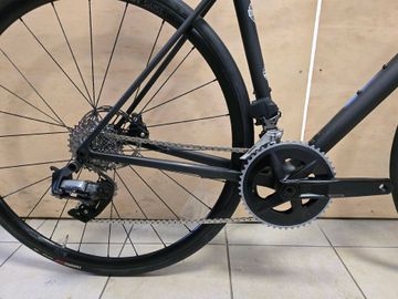 Tweedehands Specialized Aethos Comp - Rival eTap AXS 2023 2023 Road & Gravel — afbeelding 2 van 9