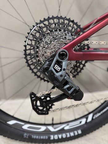 Używany Specialized Epic 8 Expert 2025 Mountainbike — zdjęcie 3 z 12