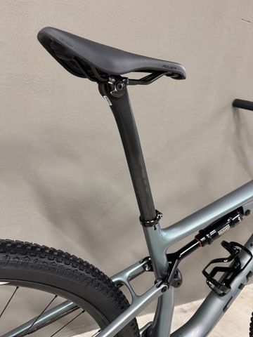 Used Specialized S-Works Epic 2021 2021 Mountainbike, Light Gray, 29 — image 11 of 14