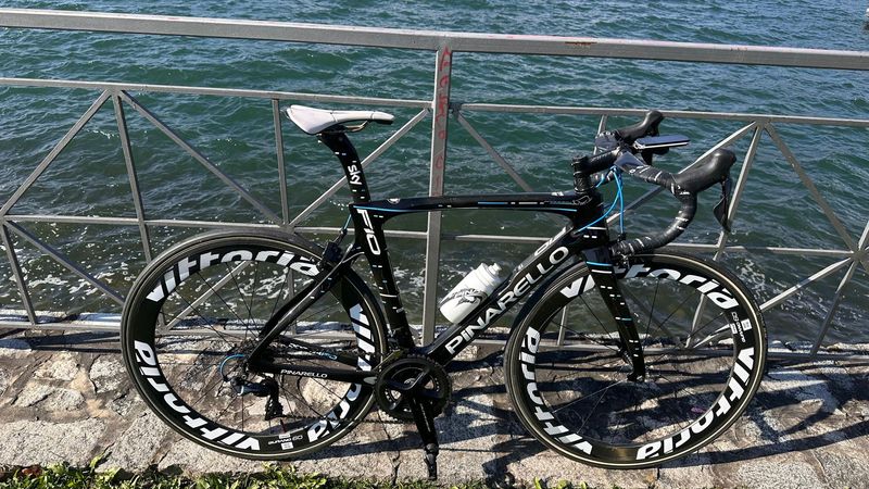 Pinarello Dogma F10 Rim Durace 2018 Road & Gravel d'occasion
