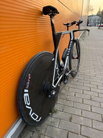 Used Canyon Speedmax CF SLX 8.0 SL 2020 2020 Road & Gravel, Black — image 2 of 20