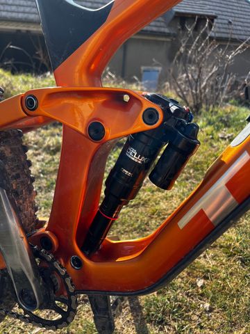 Gebrauchtes Trek Slash 9.8 GX 2021 2021 Mountainbike, Orange, 29 — Bild 3 von 6
