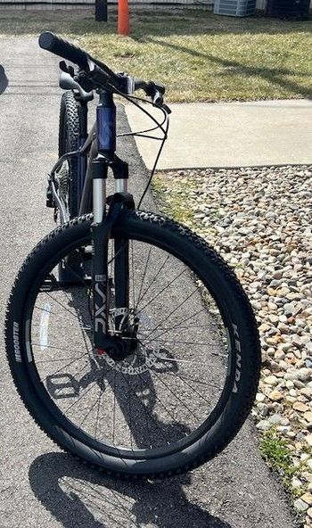 Used Liv Tempt 1 2022 2022 Mountainbike, Purple, 27.5 (650B) — image 5 of 5
