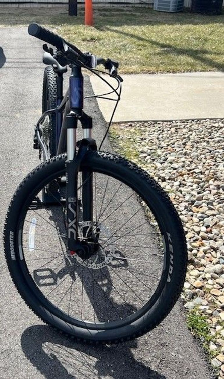 Used Liv Tempt 1 2022 2022 Mountainbike, Purple, 27.5 (650B) — image 5 of 5