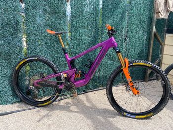 Gebrauchtes Santa Cruz HECKLER SL SRAM X01 Eagle AXS 2024 Mountainbike, Violett, Verschieden — Bild 15 von 17