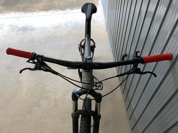 Used Bianchi Grizzly 29.3 2018 2018 Mountainbike, Light Gray, 29 — image 4 of 6