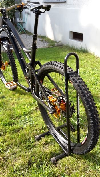 Used Mondraker Foxy Carbon R 2017, Transmission Xt, Frein Hope. 2017 Mountainbike, Light Gray — image 3 of 5