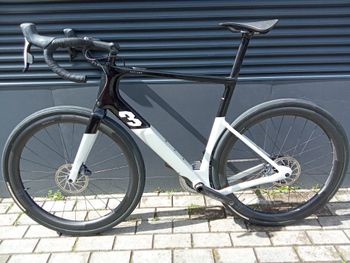 3T, RACEMAX BOOST Force D1 AXS 1X12 carbon wheels 2024