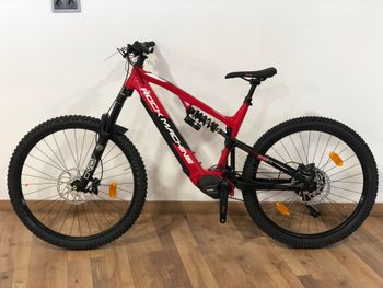 Used Rock Machine Blizzard INT E70 29 2022 Mountainbike, Red — image 1 of 11