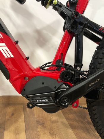 Used Rock Machine Blizzard INT E70 29 2022 Mountainbike, Red — image 10 of 11