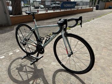 Gebrauchtes Giant TCR Advanced SL 0 - RED 2018 2018 Road & Gravel, Hellgrau — Bild 4 von 4