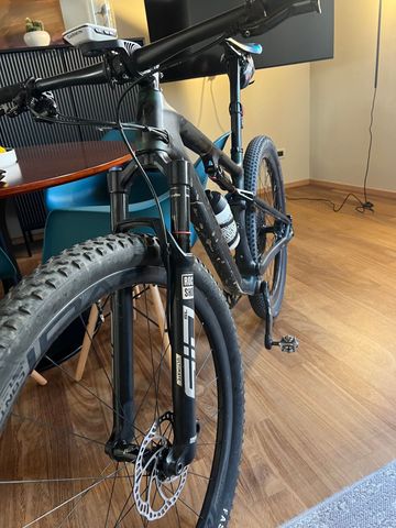 Used Specialized Epic SRAM XX1 Eagle AXS 2022 Mountainbike, Green — image 2 of 8