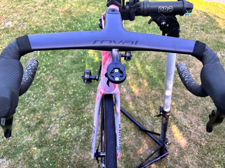 Used Specialized Sl8 2024 Road & Gravel, White — image 3 of 4