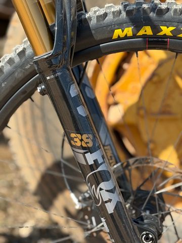 Brugt Santa Cruz Bullit SRAM X01 2025 Mountainbike — billede 3 af 8