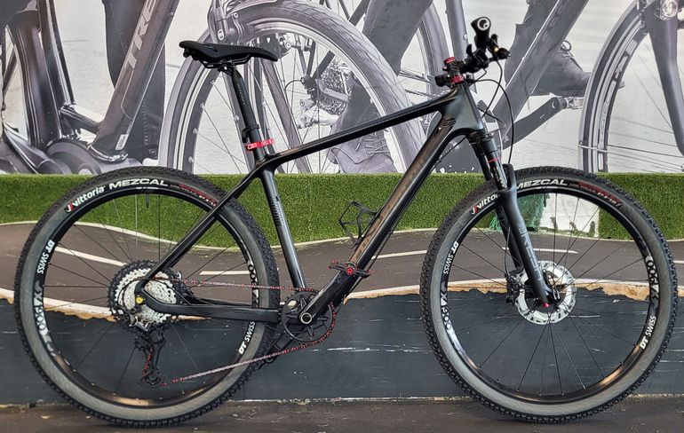 Used CHECKER PIG Team Pig 2025 Mountainbike, Black — image 1 of 3