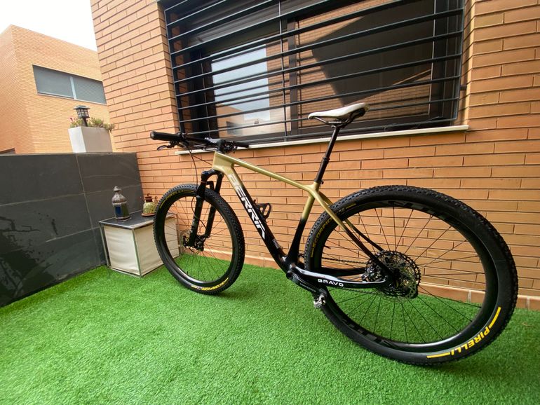 Used Berria 6.1 2022 Mountainbike, Orange — image 15 of 16