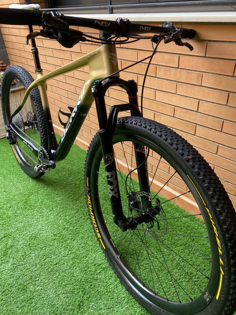 Used Berria 6.1 2022 Mountainbike, Orange — image 13 of 16