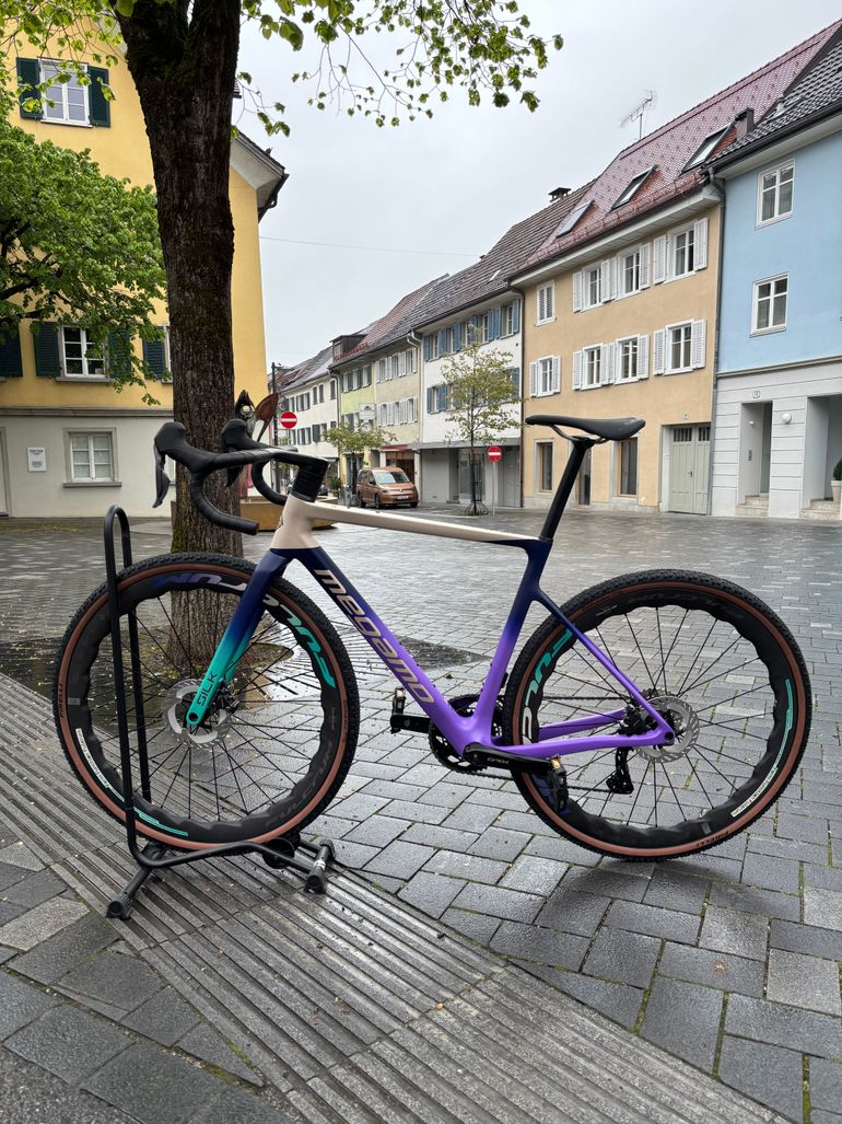 Brugt Megamo SILK BUFF-MEGAMO TEAM EDITION 2025 Road & Gravel — billede 3 af 3