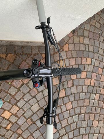 Używany Specialized Men's Epic Pro 2019 2019 Mountainbike — zdjęcie 8 z 24
