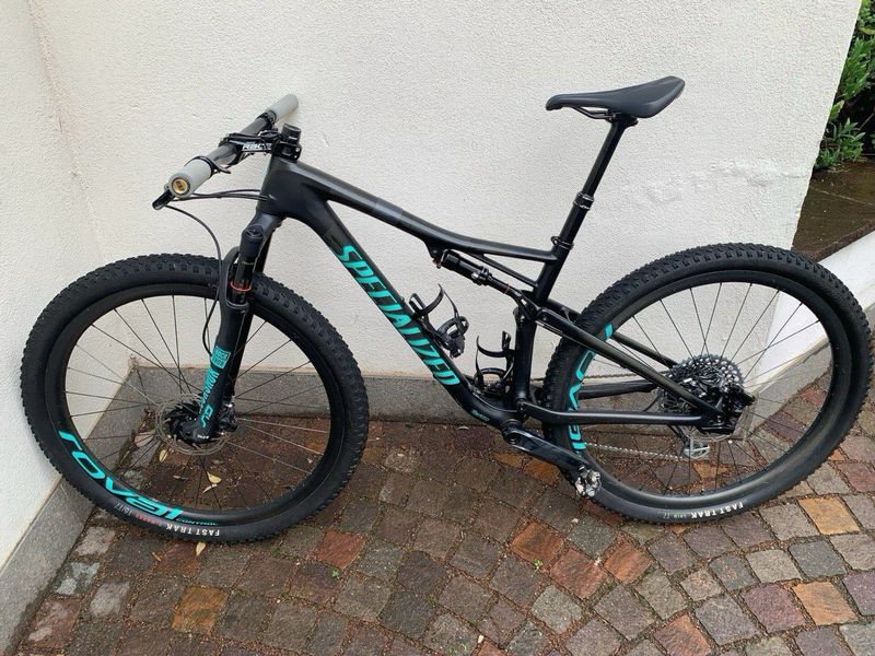 Używany Specialized Men's Epic Pro 2019 2019 Mountainbike — zdjęcie 17 z 24