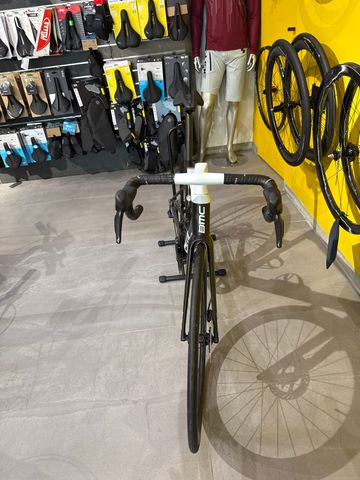 Brugt BMC Teammachine SLR 01 FOUR 2024 2024 Road & Gravel — billede 2 af 4