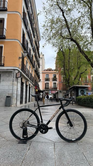 Used Eddy Merckx Strasbourg Steel 105 12v + Forza Levanto Carbon 2025 Road & Gravel