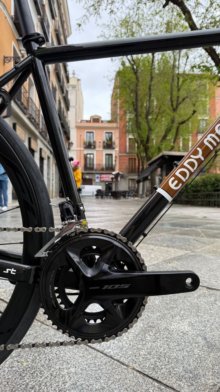 Used Eddy Merckx Eddy Merckx Strasbourg Steel 105 12v + Forza Levanto Carbon 2025 Road & Gravel — image 7 of 9