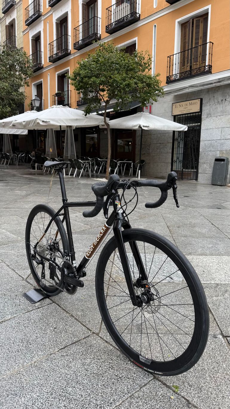Used Eddy Merckx Eddy Merckx Strasbourg Steel 105 12v + Forza Levanto Carbon 2025 Road & Gravel — image 2 of 9