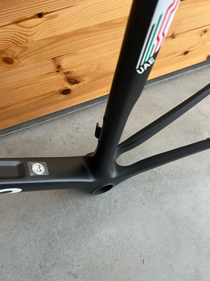 Tweedehands Colnago Kit Telaio V4RS Disc - Team Man Frameset 2024 Road & Gravel — afbeelding 4 van 4