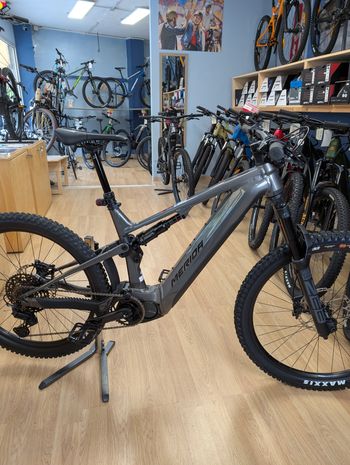 Merida eONE-SIXTY 875 2025 2025 MTB usato
