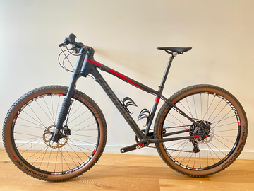 Used Cannondale F29 Carbon 2015 Mountainbike, Light Gray — image 1 of 7