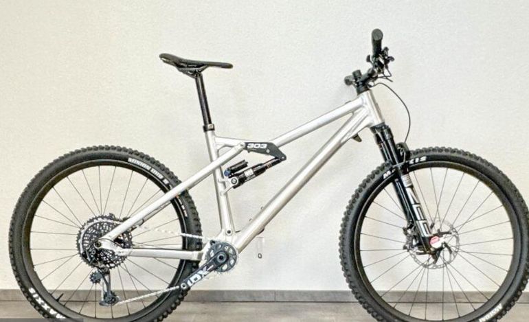 Used Liteville 303 MK1 Race 2025 Mountainbike, Light Gray — image 1 of 9