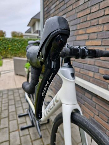 Gebrauchtes Trek Domane Shimano 105 2022 Road & Gravel, Weiß — Bild 8 von 12