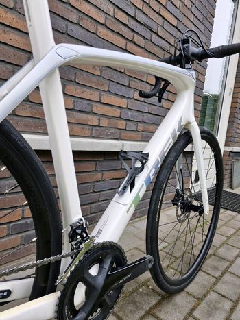 Gebrauchtes Trek Domane Shimano 105 2022 Road & Gravel, Weiß — Bild 4 von 12