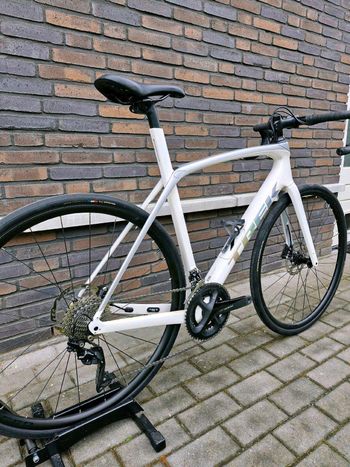 Gebrauchtes Trek Domane Shimano 105 2022 Road & Gravel, Weiß — Bild 2 von 12