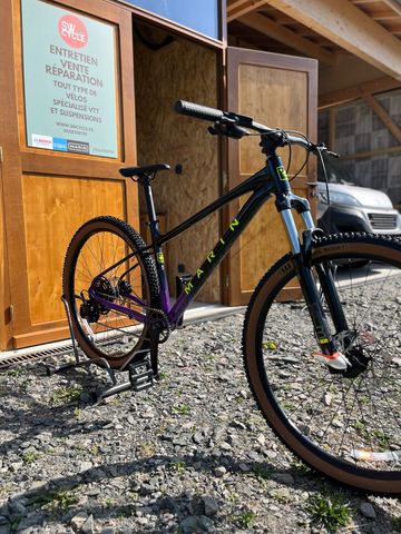 Marin Bobcat Trail 4 2025 2025 Mountainbike usato, Nero — immagine 1 di 4