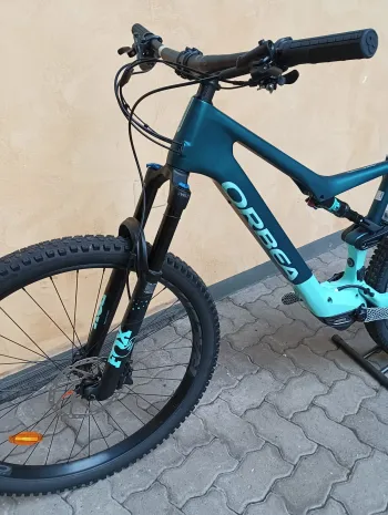 Tweedehands Orbea RISE M20 2022 2022 Mountainbike — afbeelding 3 van 6