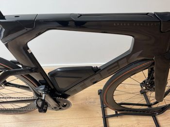 Trek Speed Concept SLR 7 eTap 2023 2023 Road & Gravel usato, Nero — immagine 6 di 9