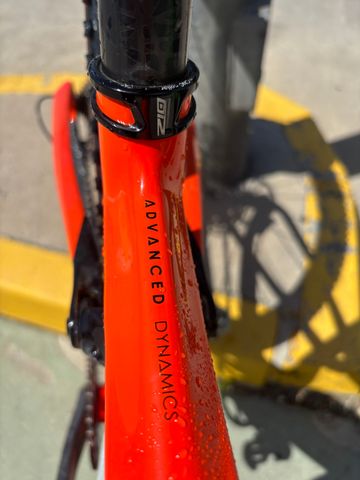 Used Orbea OIZ M30 2019 2019 Mountainbike, Red, 27.5, 29 — image 7 of 10