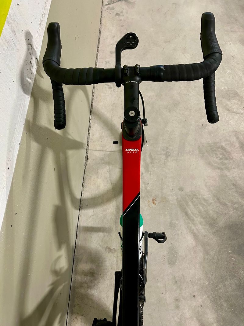 Orbea ORCA AERO M20 2018 2018 Road & Gravel usato, Nero — immagine 4 di 6